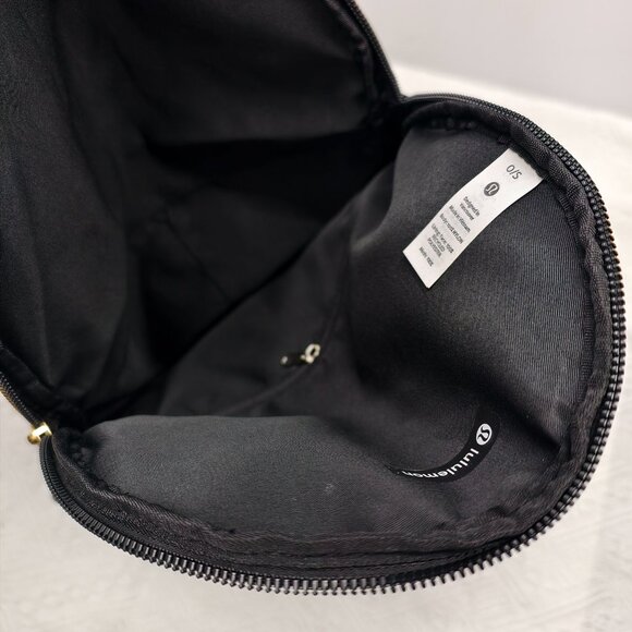 🧩Lululemon All Night Festival Bag 5L - Black - Picture 7 of 8